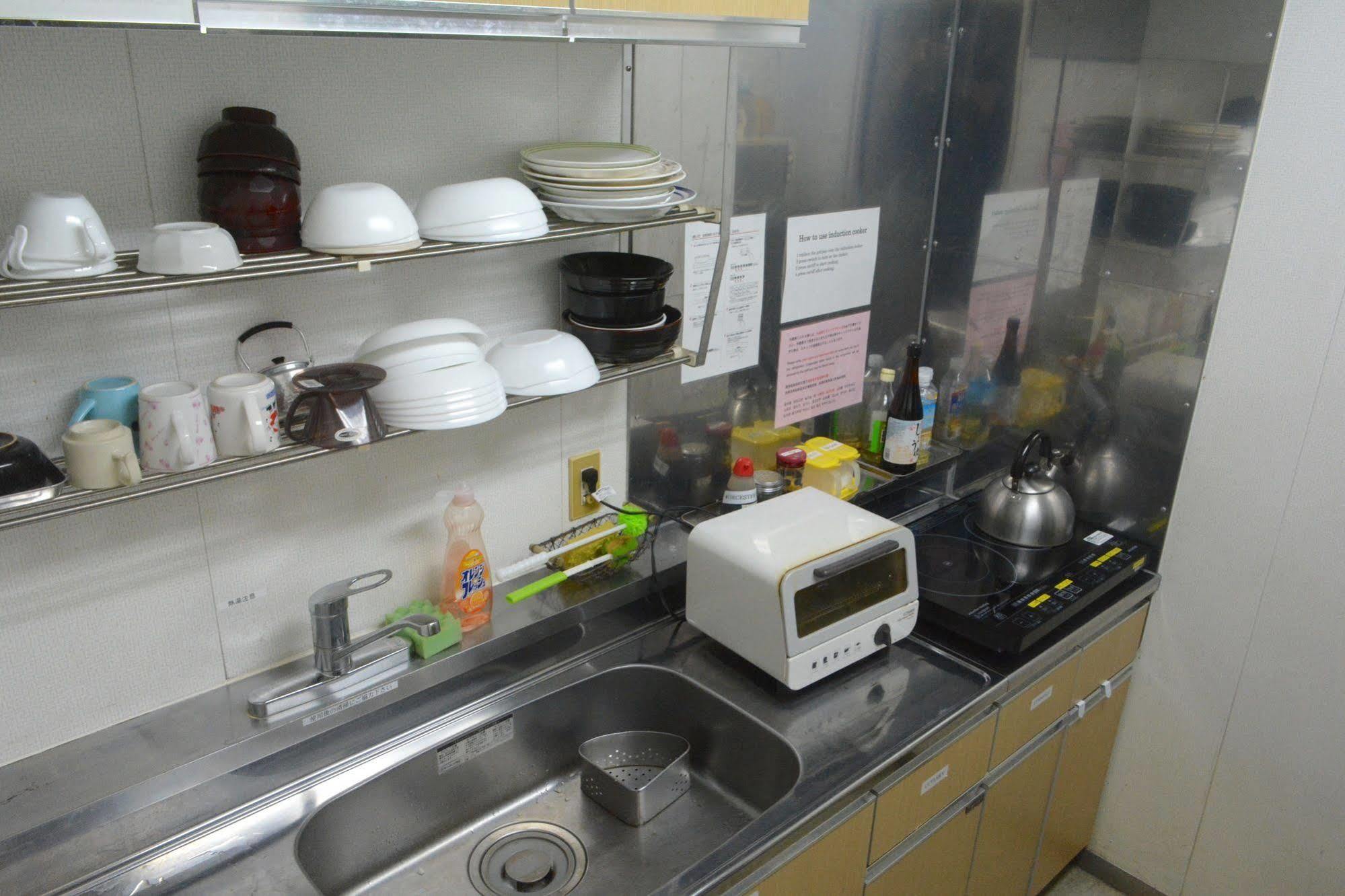 Tokyo Central Youth Hostel Екстериор снимка