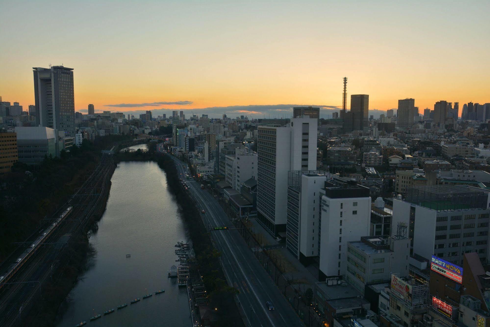 Tokyo Central Youth Hostel Екстериор снимка